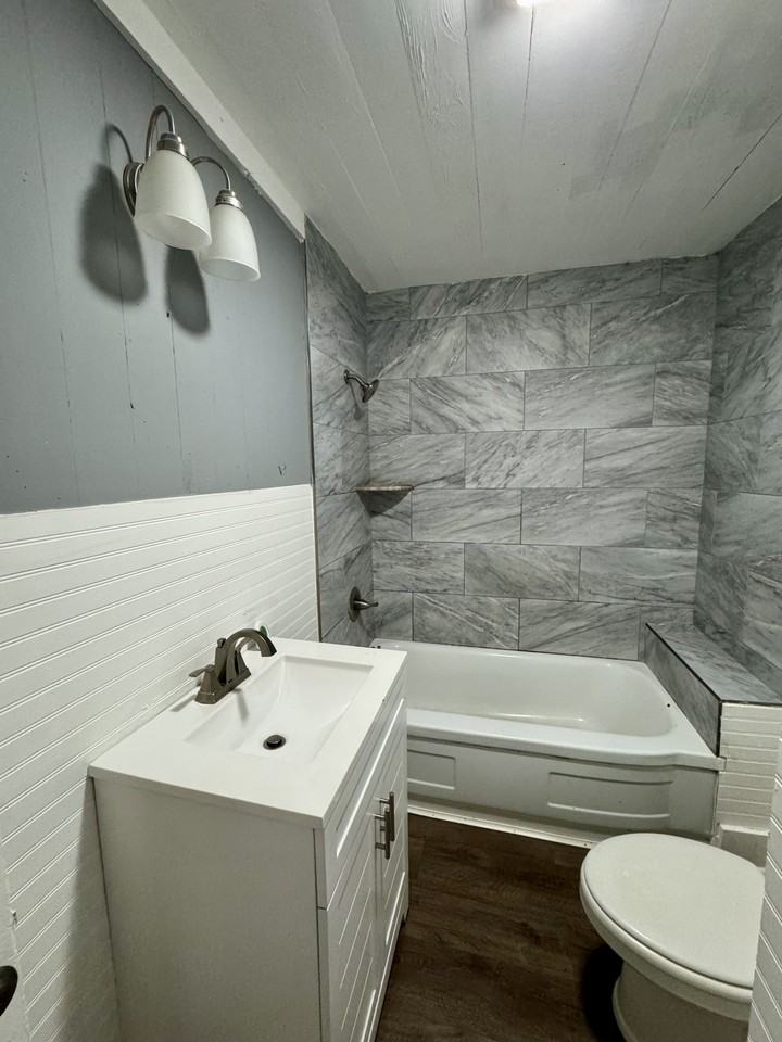 609 Horton St #1 - Photo 4 of 6