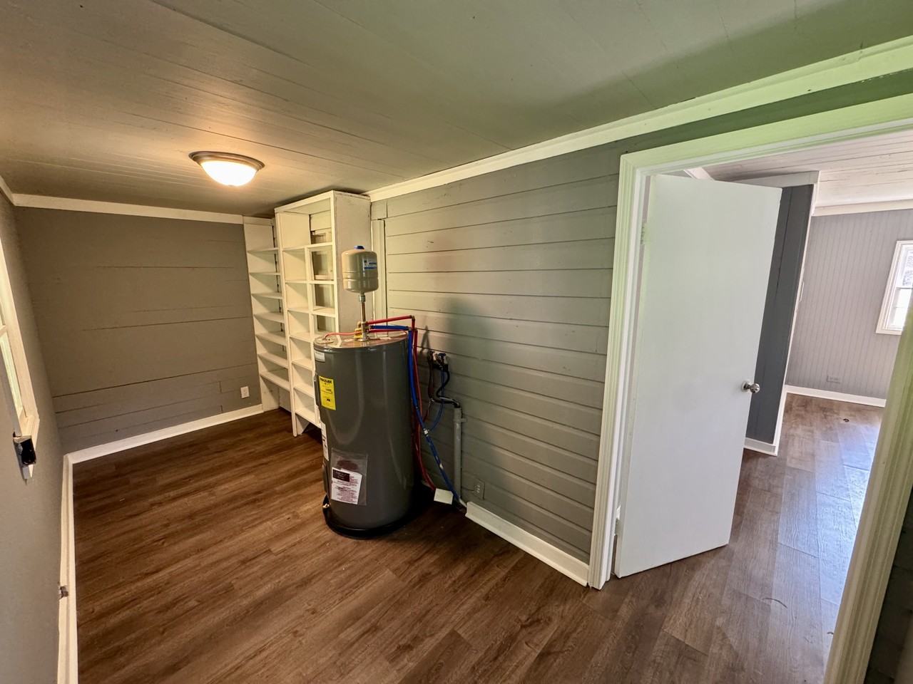 609 Horton St #1 - Photo 5 of 6