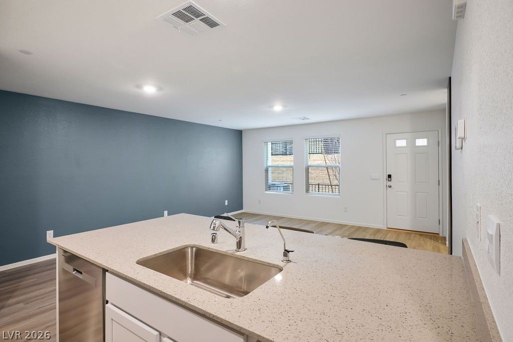 6919 Ashton Ridge St - Photo 6 of 33