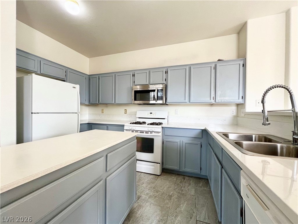 4972 Miners Ridge Dr - Photo 4 of 19