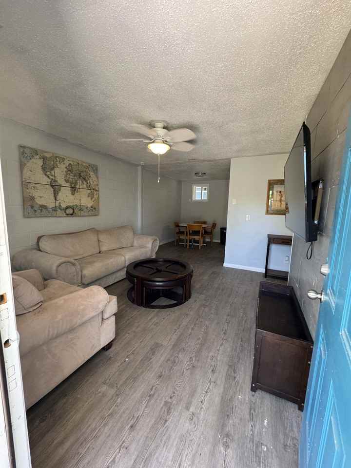 509 Maple St #1 - Photo 3 of 12
