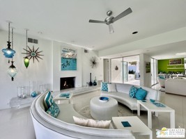 featured image of 16 Lakeview Cir