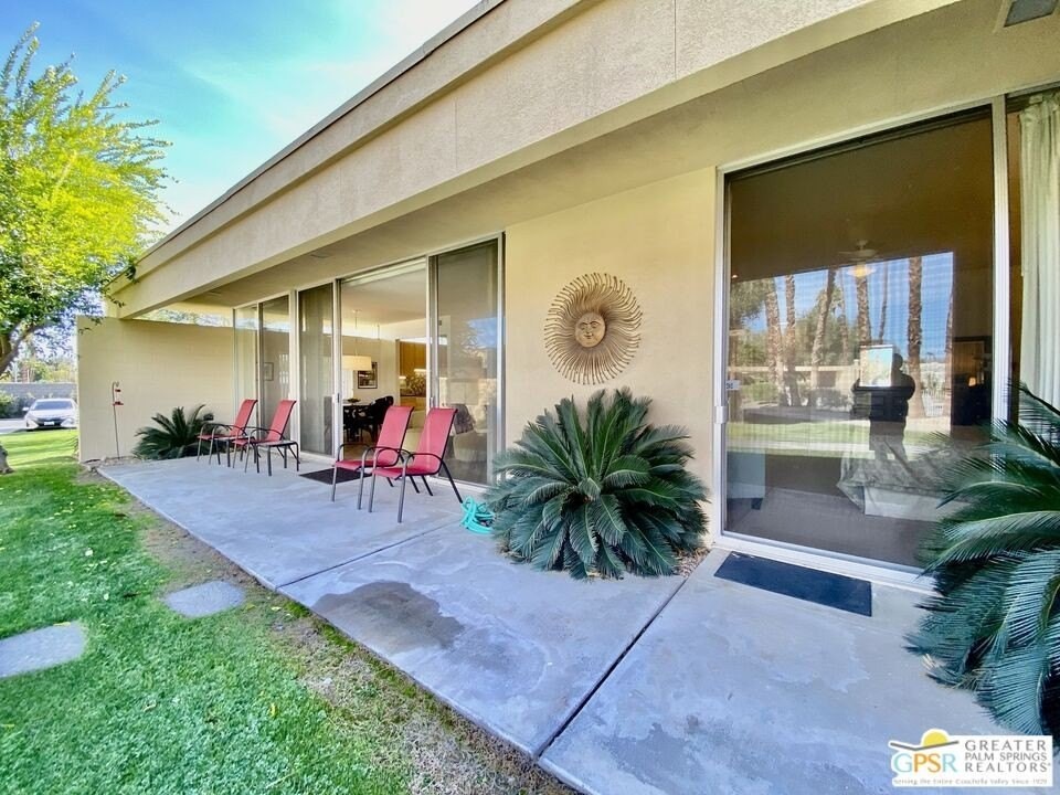 272 Desert Lakes Dr - Photo 7 of 27