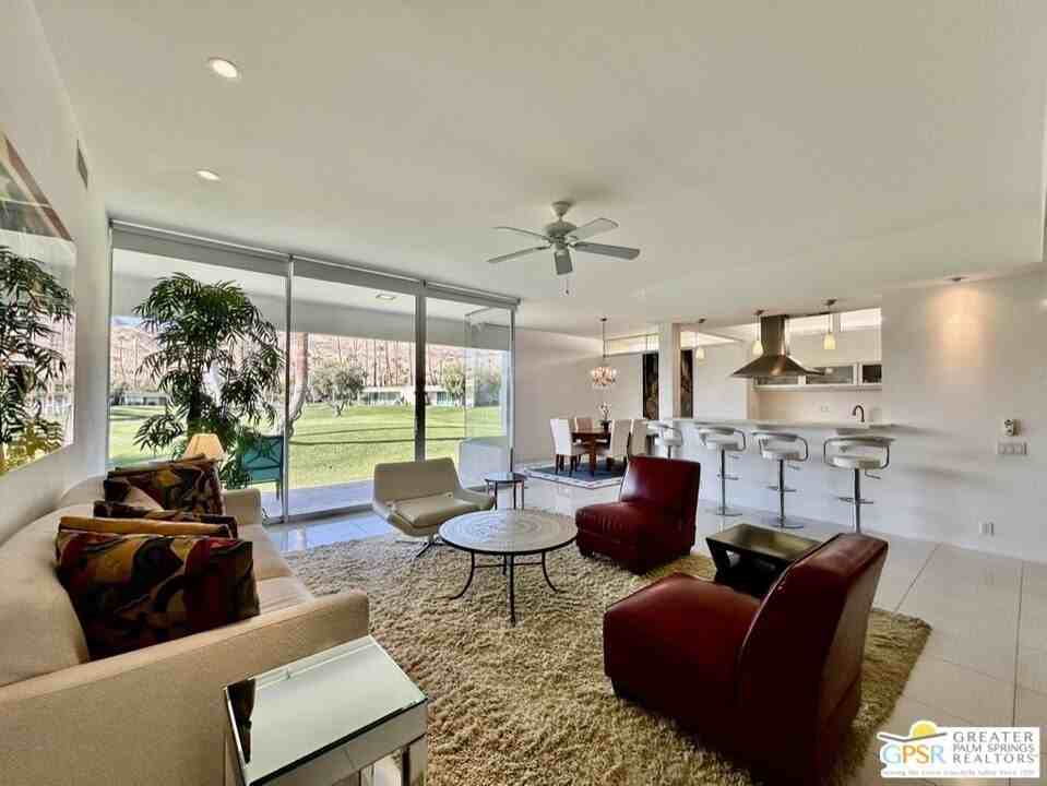 197 Desert Lakes Dr - Photo 2 of 50