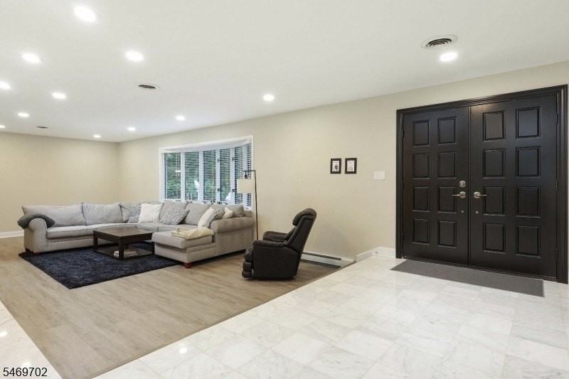 650 Riverside Dr - Photo 5 of 23