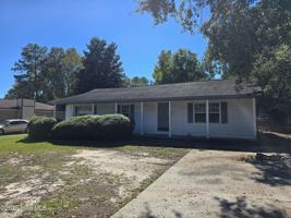 featured image of 2814 Bradford Ct