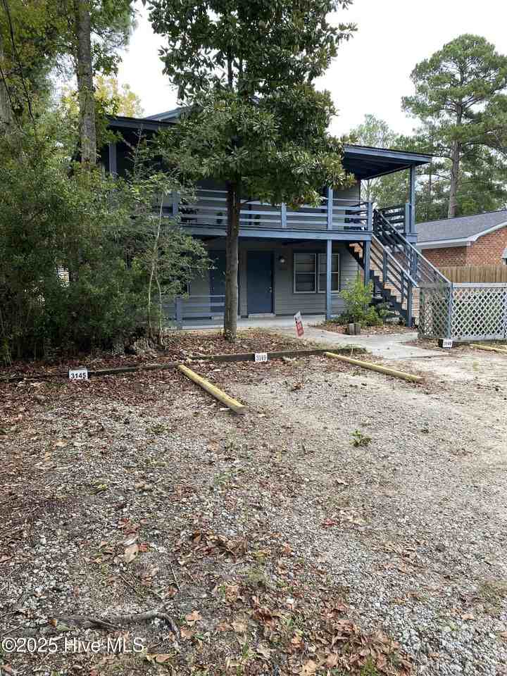 3147 Caswell St - Photo 2 of 9