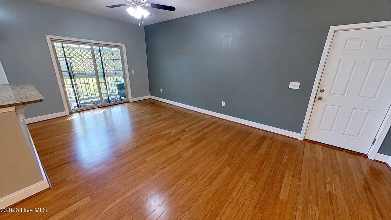 123 Covil Ave #304 - Photo 3 of 20