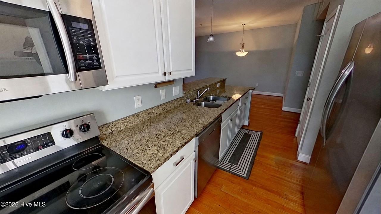 123 Covil Ave #304 - Photo 5 of 20
