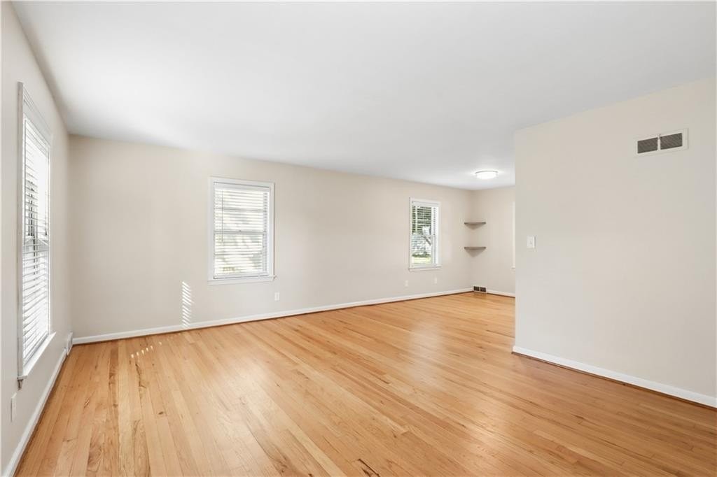 7527 Wyoming St - Photo 3 of 17