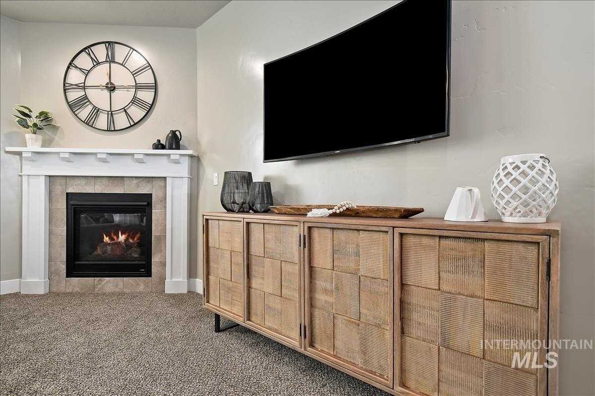 4140 W Stone House St - Photo 6 of 46