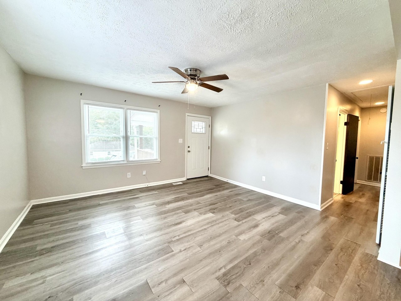 214 Hillside Ter - Photo 2 of 17