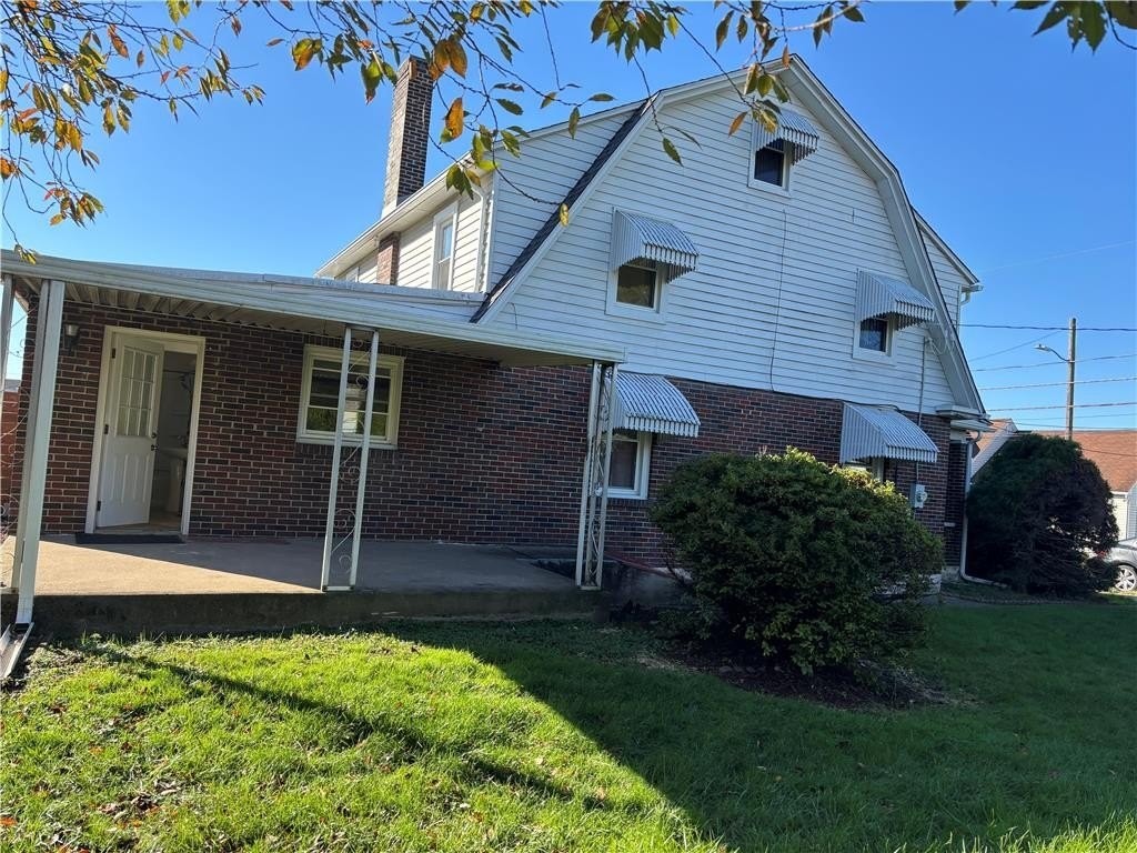 1635 Bleyler St - Photo 3 of 9