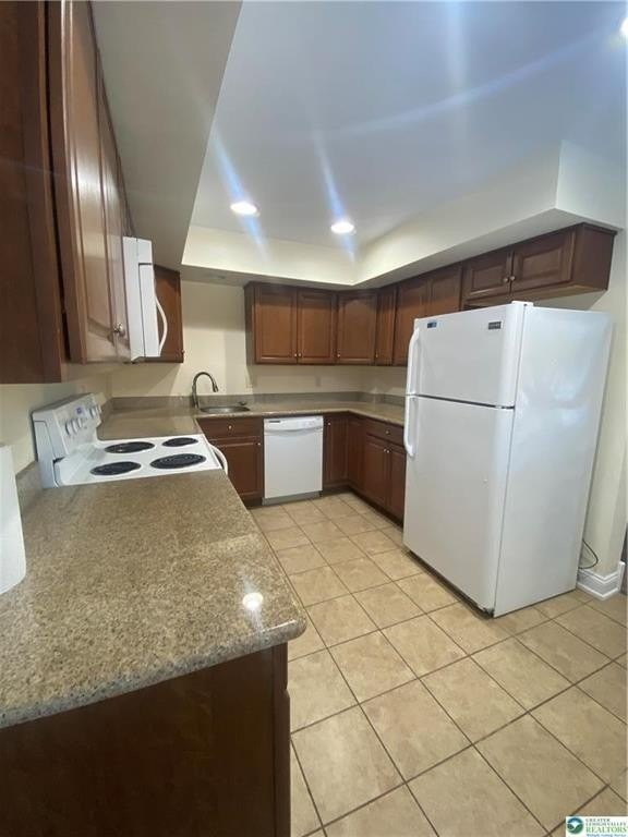 1635 Bleyler St - Photo 4 of 9
