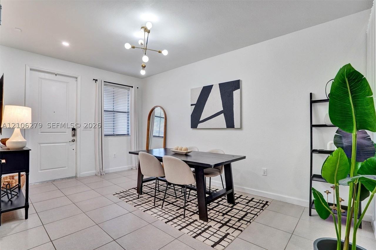 25341 Sw 115th Ct #25341 - Photo 7 of 31