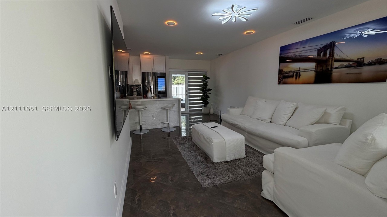11500 Sw 185th Ter #0 - Photo 6 of 38