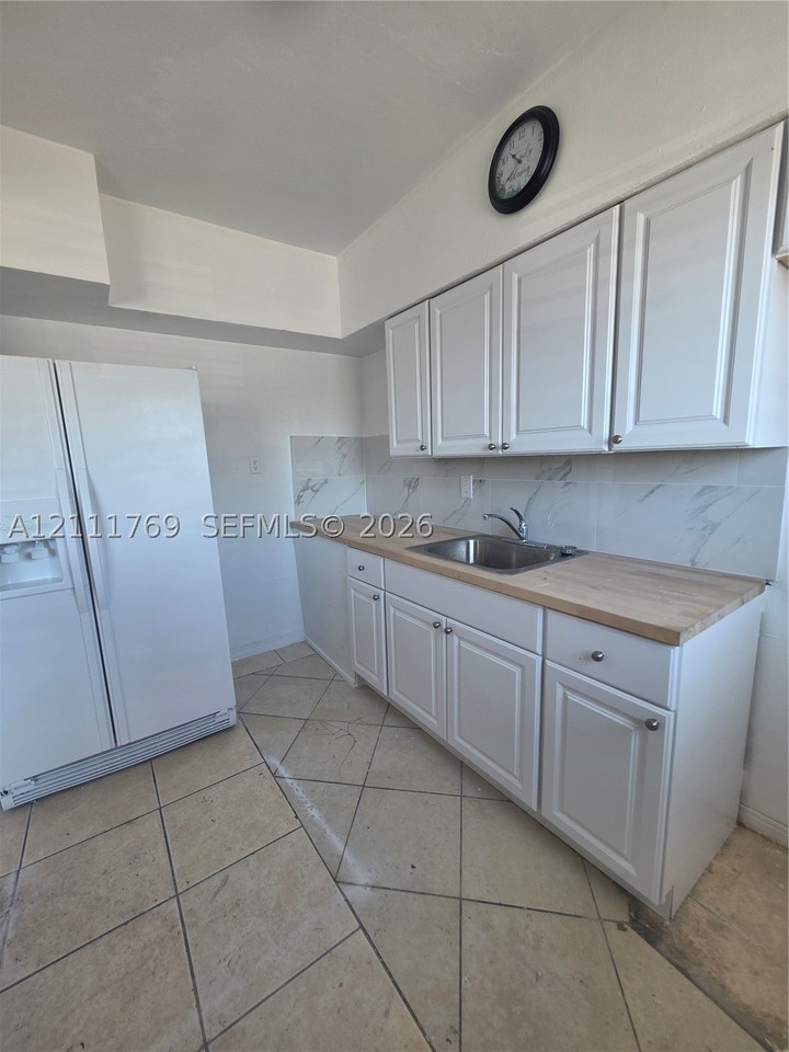 895 80th St #D - Photo 7 of 15