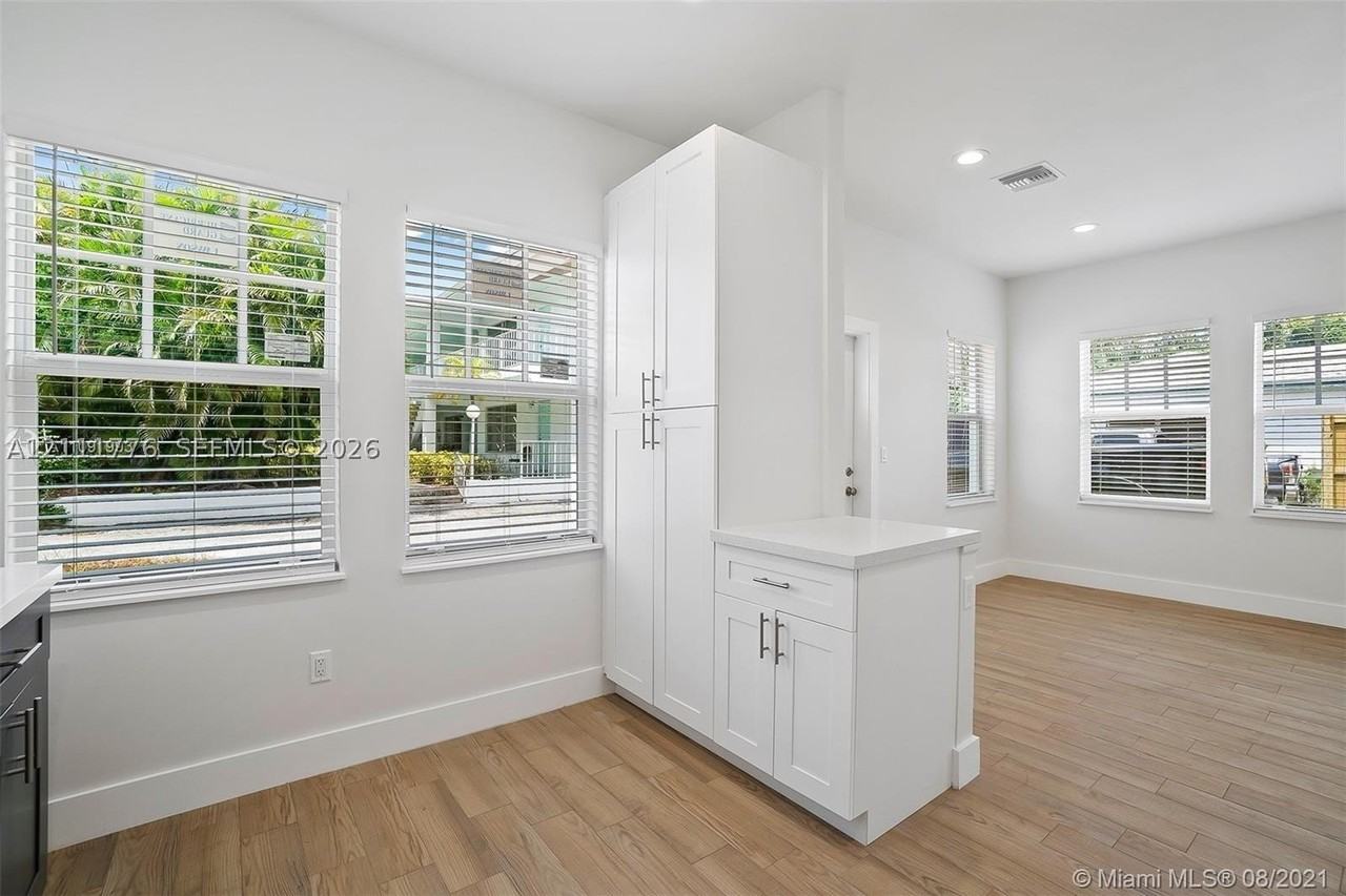 711 N L St #2 - Photo 5 of 12