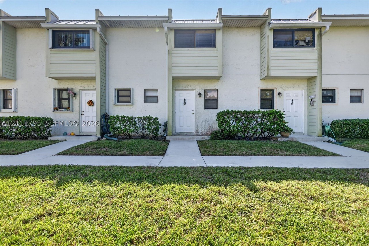 9423 S Ocean Dr #80 - Photo 2 of 50