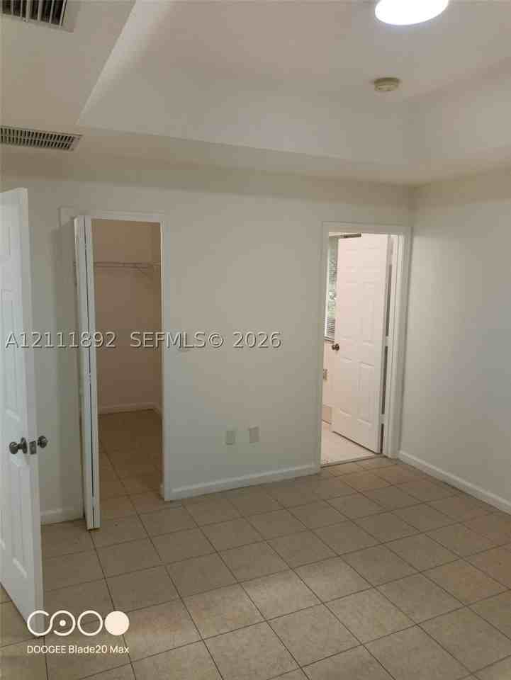 2910 Se 12th Rd #203-29 - Photo 5 of 10
