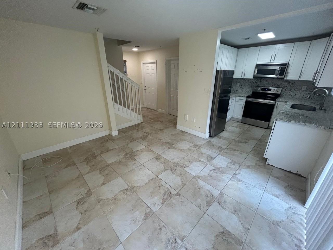 2062 Ne 167th St #1 - Photo 5 of 23
