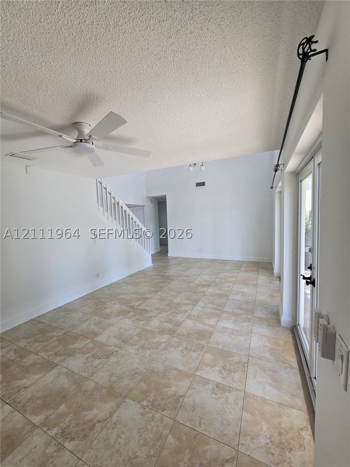 1528 Springside Ter #1528 - Photo 7 of 30