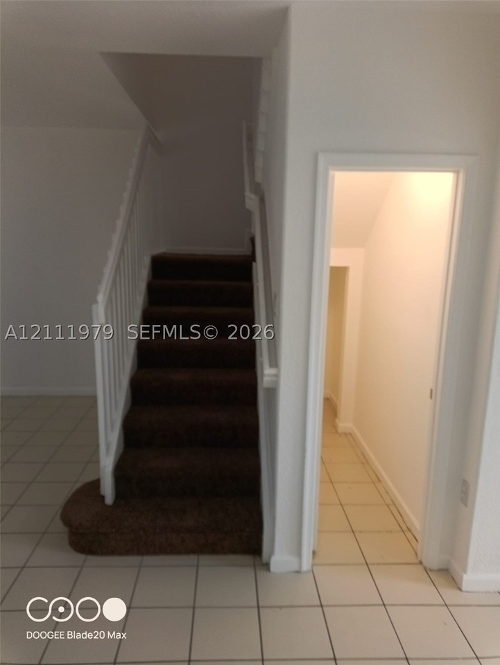 2526 Se 14th Ave #295 - Photo 3 of 9