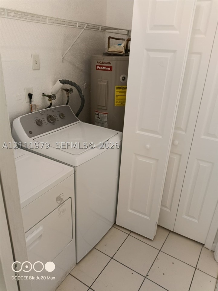 2526 Se 14th Ave #295 - Photo 6 of 9