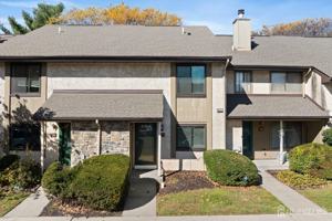 featured image of 55 Hampshire Dr