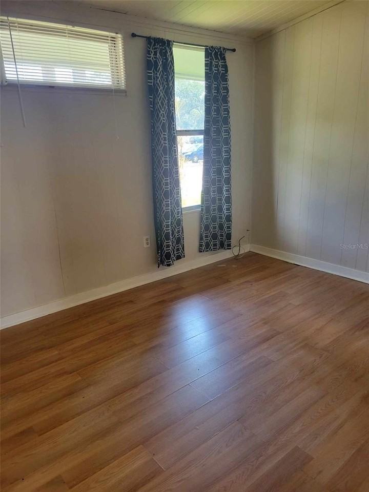 1767 Fruitville Rd - Photo 7 of 9