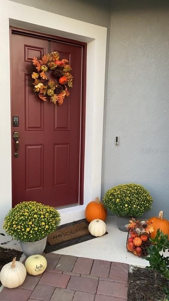 263 Smugglers Way - Photo 3 of 33