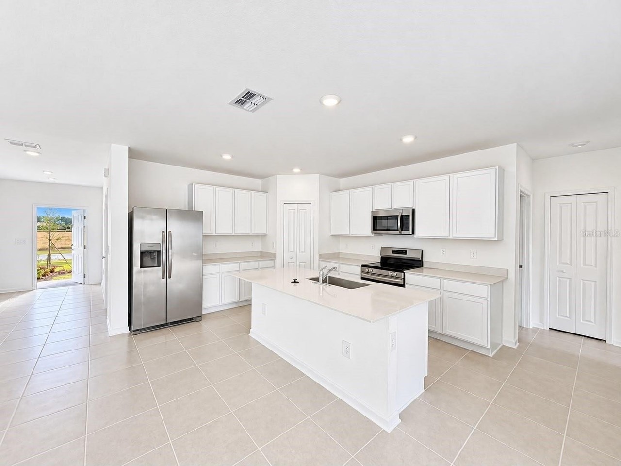 2142 CHRIS Drive - Photo 6 of 18