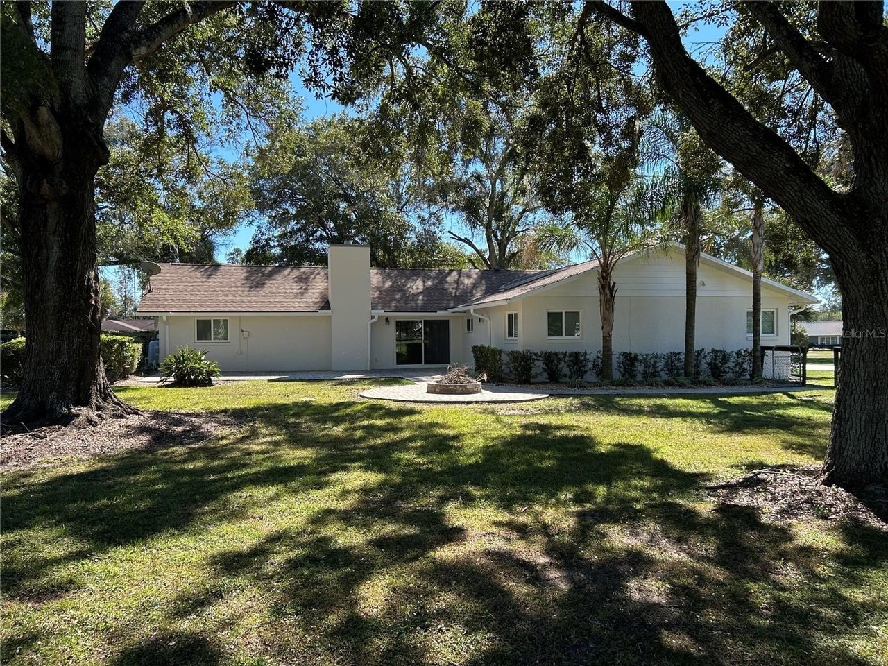 8321 Nw 2nd St - Photo 3 of 47