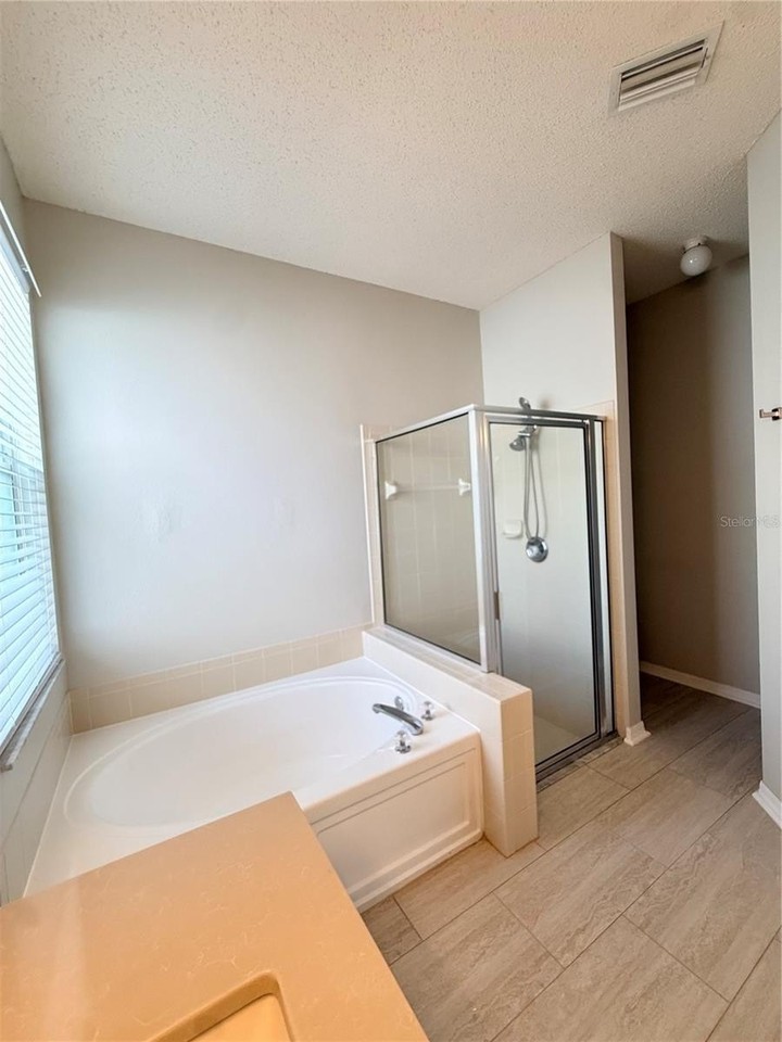 10312 Goldenbrook Way - Photo 7 of 34