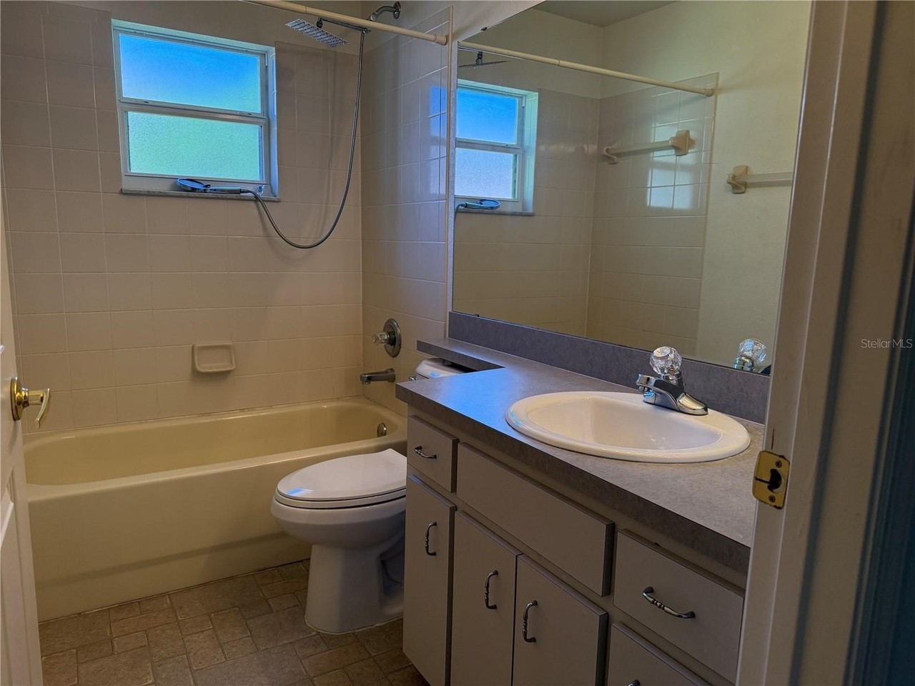 129 Winston Manor Cir - Photo 4 of 8