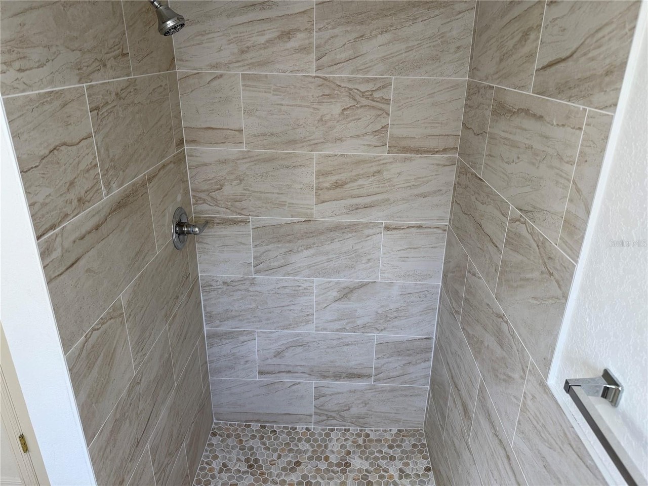 129 Winston Manor Cir - Photo 6 of 8