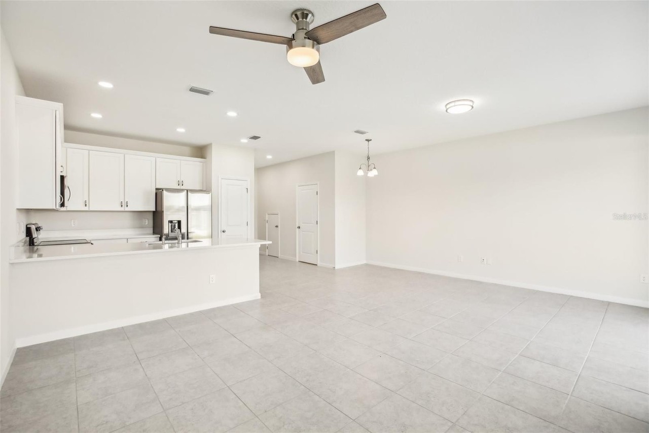 10912 Quickwater Ct - Photo 6 of 34