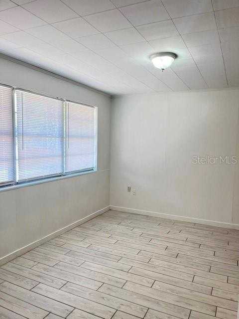 1905 N Kepler Rd - Photo 4 of 10