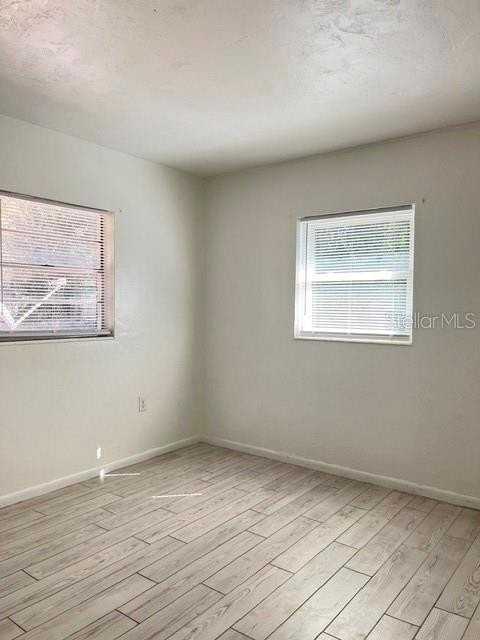 1905 N Kepler Rd - Photo 7 of 10