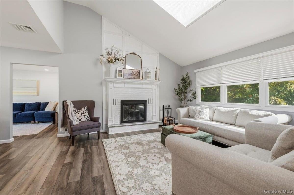 14 Sycamore Ave - Photo 6 of 38