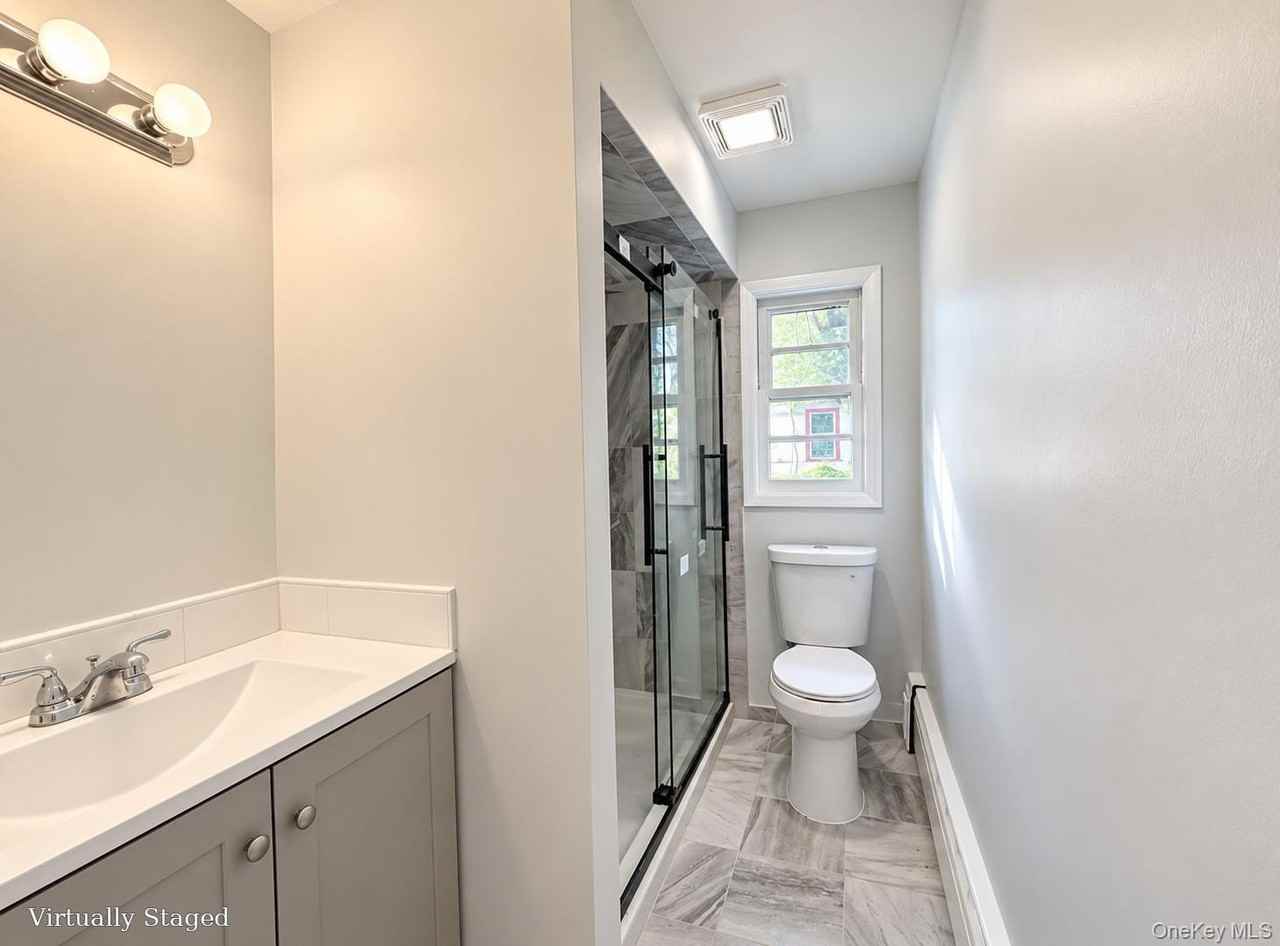 134 N Broadway #3 - Photo 4 of 5