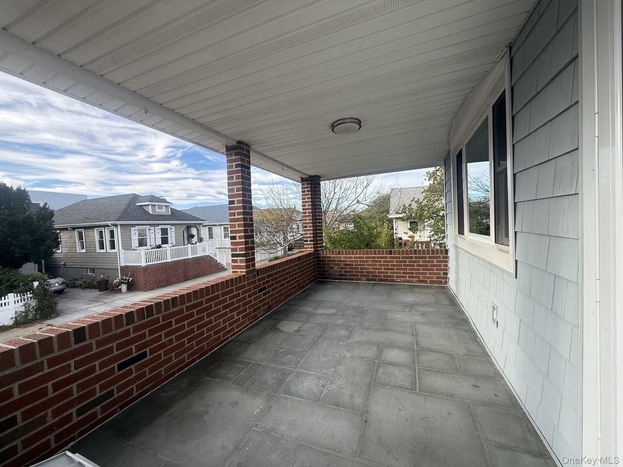 112 Taft Ave #MAIN - Photo 2 of 18