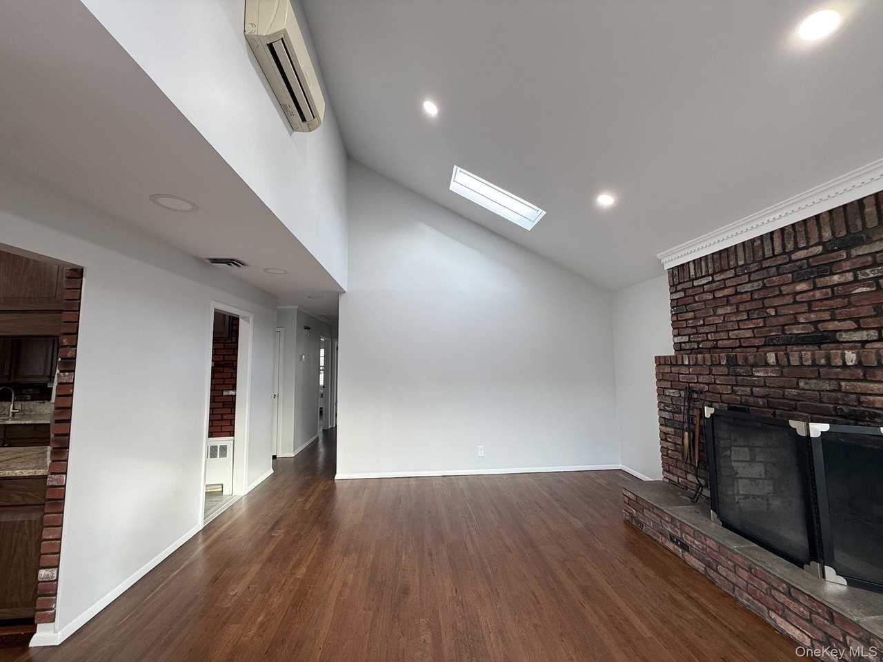 112 Taft Ave #MAIN - Photo 4 of 18