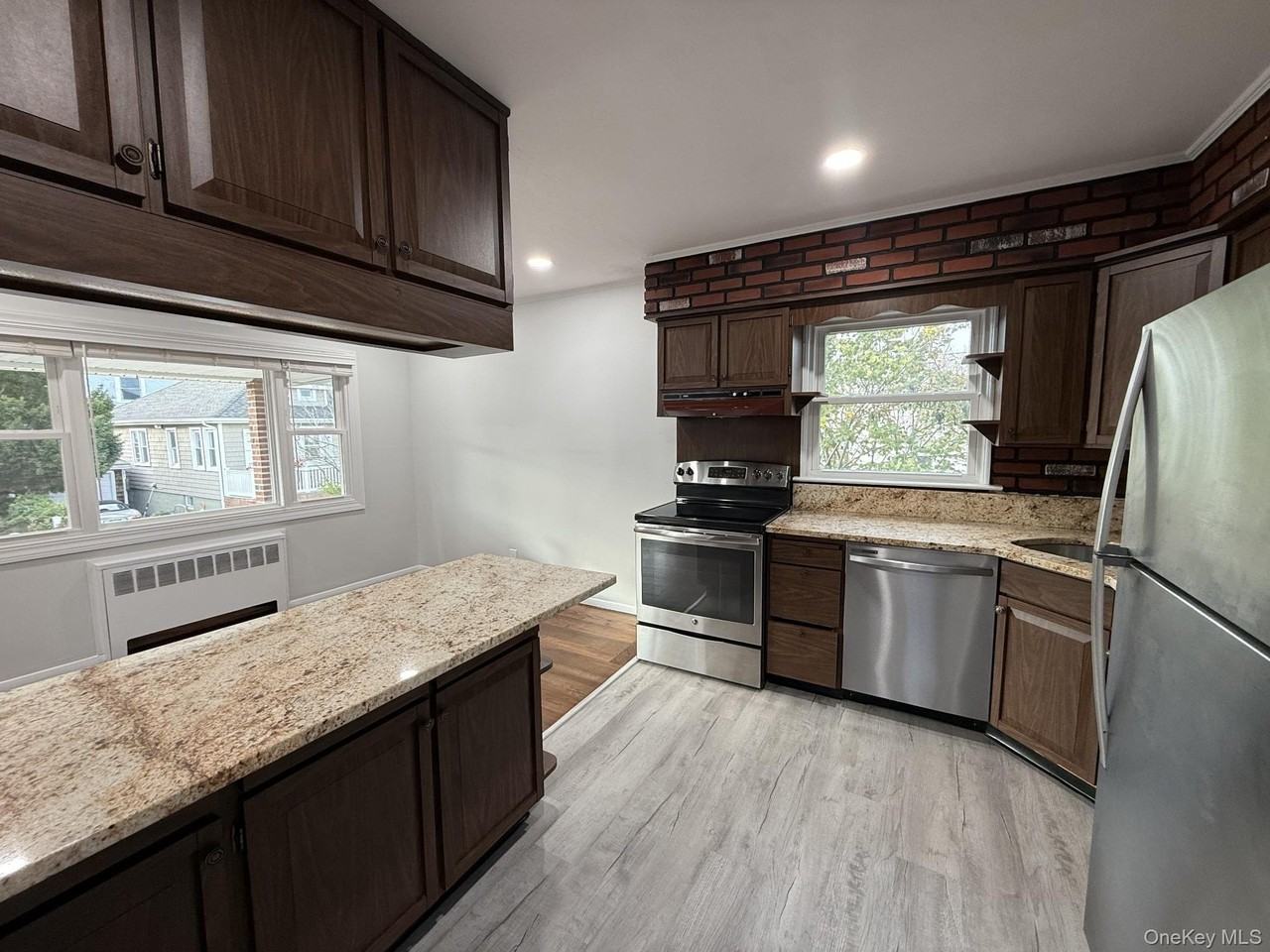 112 Taft Ave #MAIN - Photo 6 of 18