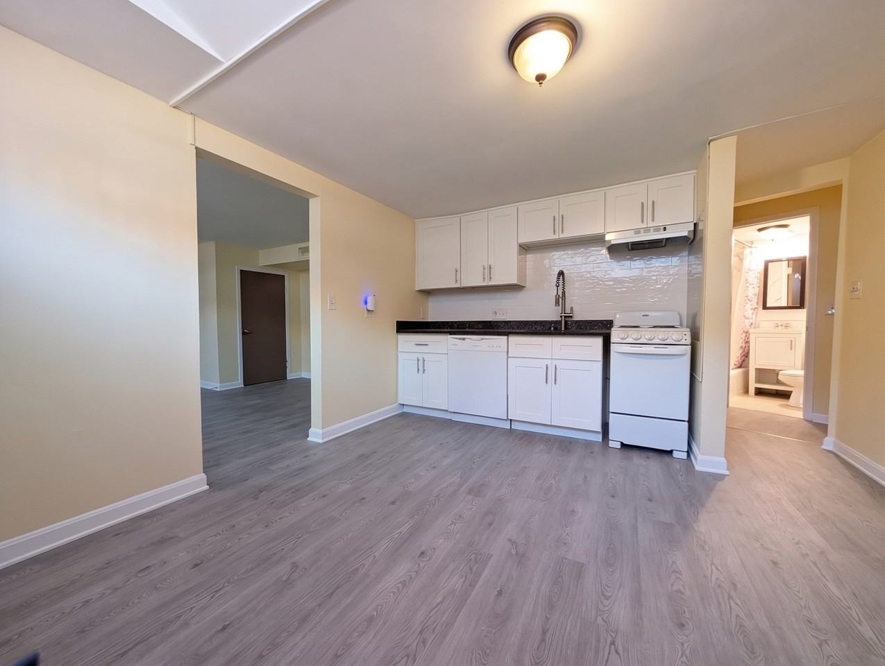 1706 Commonwealth Ave #2 - Photo 2 of 10