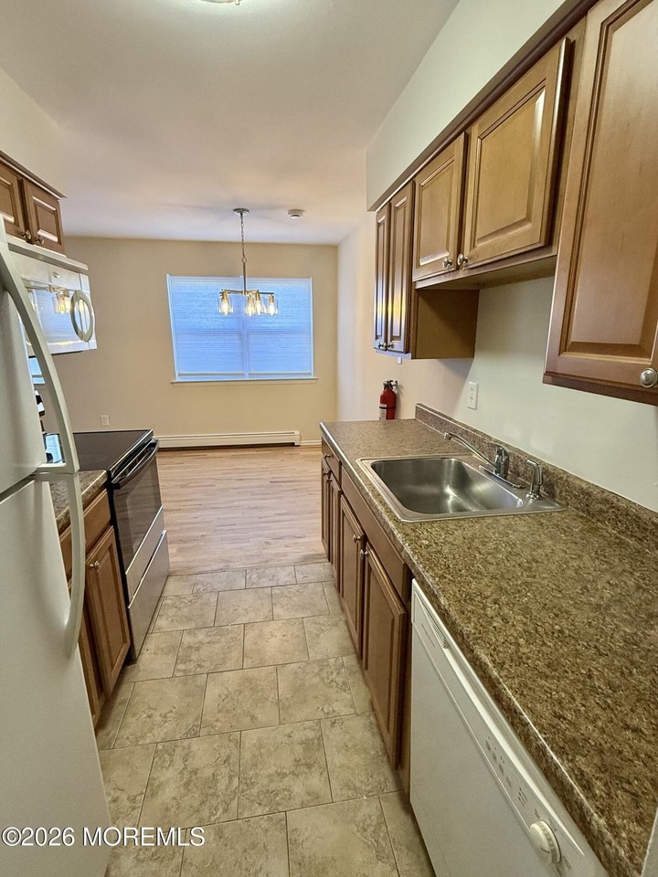 79 Stonehurst Blvd #C - Photo 2 of 14