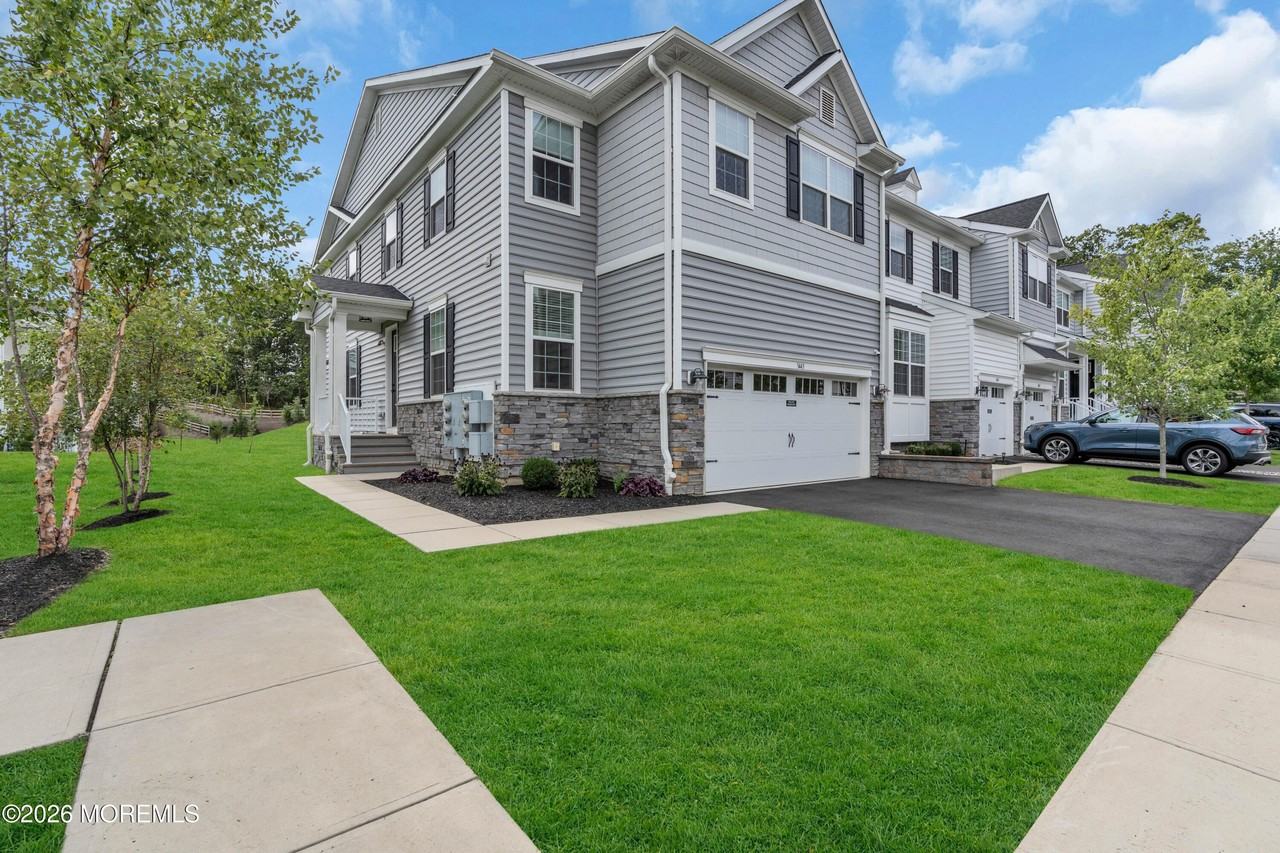 3443 Glen Oaks Ln - Photo 4 of 50