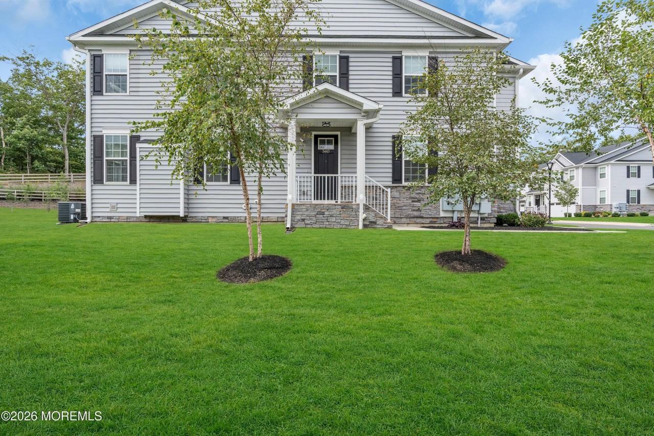 3443 Glen Oaks Ln - Photo 5 of 50