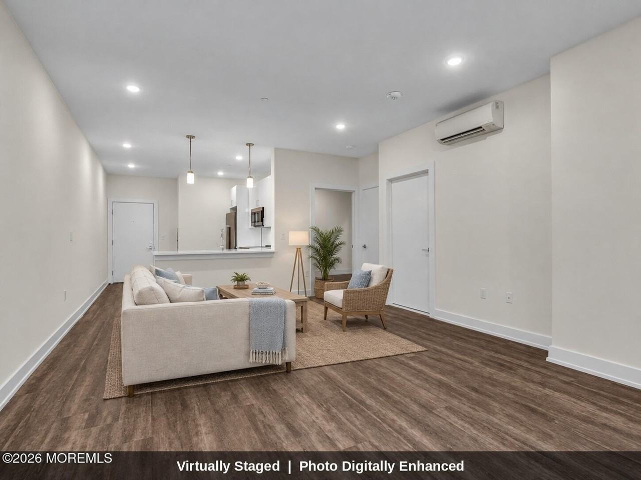 521 Lake Ave #407