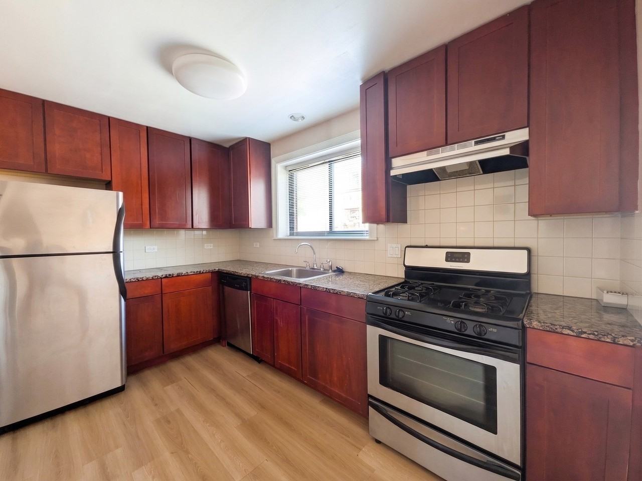 2704 W Lunt Ave #203 - Photo 2 of 12